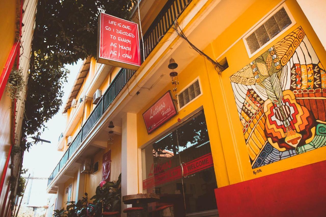 Latinos Hostel Siem Reap Ngoại thất bức ảnh